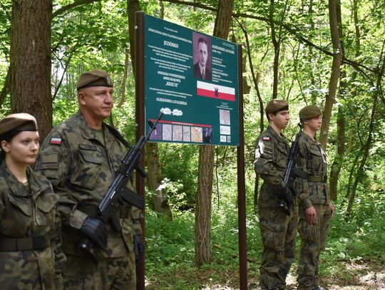 IV Ostrowiecki Zlot Partyzancki w Jeziórku przypomniał o historii Armii Krajowej