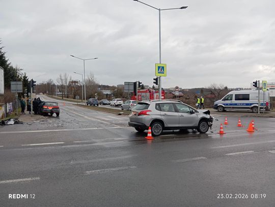 Kolizja na skrzyżowaniu Żeromskiego i Zagłoby Kolizja na skrzyżowaniu Żeromskiego i Zagłoby