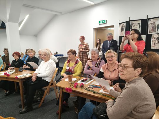 Kryminalny Five O'Clock: Chmielewska, quizy i klimat PRL Kryminalny Five O'Clock: Chmielewska, quizy i klimat PRL