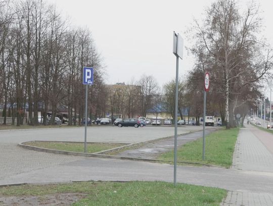 Losowanie o 17 miejsc handlowych przy ul. Długiej