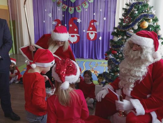 Mikołaj już przyjechał. Odwiedził przedszkolaków Mikołaj już przyjechał. Odwiedził przedszkolaków