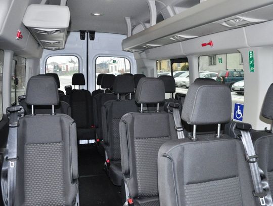 Nowy bus ułatwi życie dorosłym i dzieciom