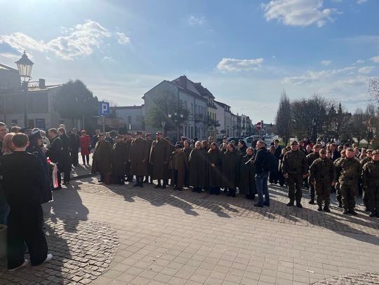 Opatów uczcił pamięć ofiar zbrodni katyńskiej