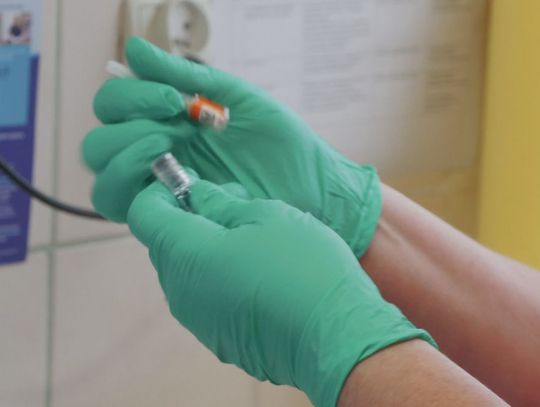 Ostatnia szansa: bezpłatne szczepienia przeciw meningokokom dla niemowląt w Ostrowcu