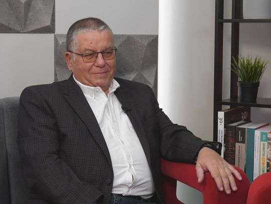Piotr Kiljański o działalności Towarzystwa Absolwentów i uhonorowaniu Mirosława Baki