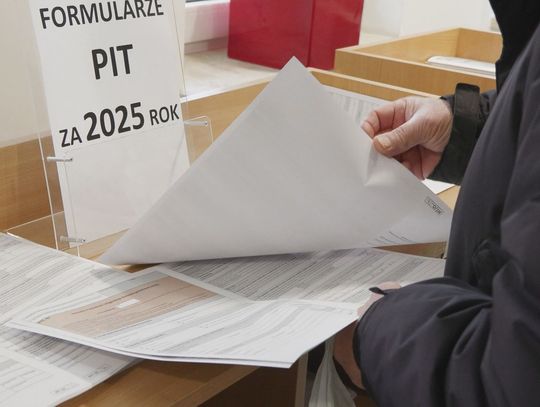 Czas na PIT. Jak rozliczyć się do 30 kwietnia i skorzystać z ulg?