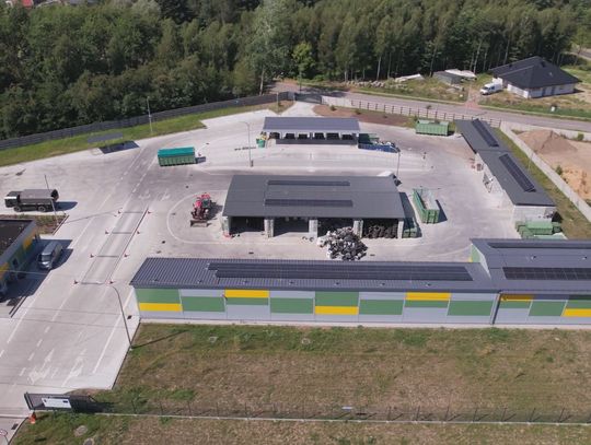PSZOK w Ostrowcu przyciąga tłumy