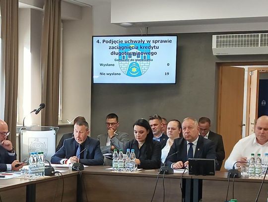 Radni zajęli się budżetem, kredytem i transportem