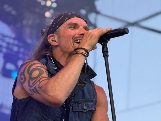 Rockowo i sentymentalnie. Za nami drugi dzień Dni Ostrowca