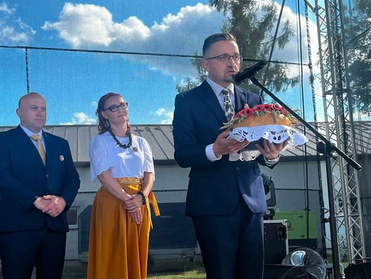 Rolnicy podziękowali za plony, a strażacy odebrali odznaczenia