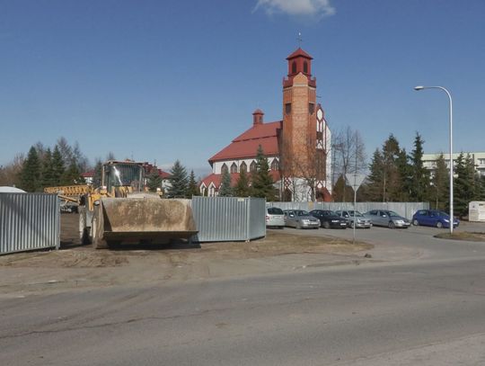 Ruszyła budowa 90 mieszkań komunalnych przy ul. Hubalczyków w Ostrowcu Ruszyła budowa 90 mieszkań komunalnych przy ul. Hubalczyków w Ostrowcu