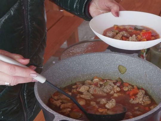 Smaki Basi II - odc. 4 Rozgrzewająca zupa gulaszowa