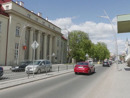 Spacer Aleją 3 Maja . Historia głównej arterii miasta na wyciągnięcie ręki