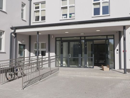 Społeczność „jedynki” wróciła do odnowionego budynku