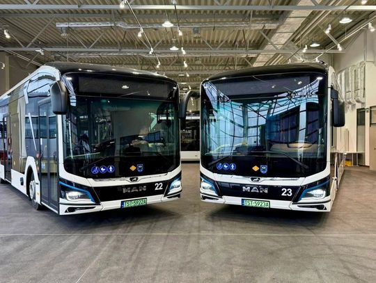 Starachowice: 5 elektrycznych autobusów już w trasie Starachowice: 5 elektrycznych autobusów już w trasie