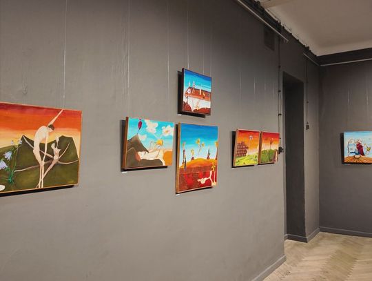 Wernisaż 'Przejścia i pęknięcia' Grzegorza Firmantego Wernisaż 'Przejścia i pęknięcia' Grzegorza Firmantego