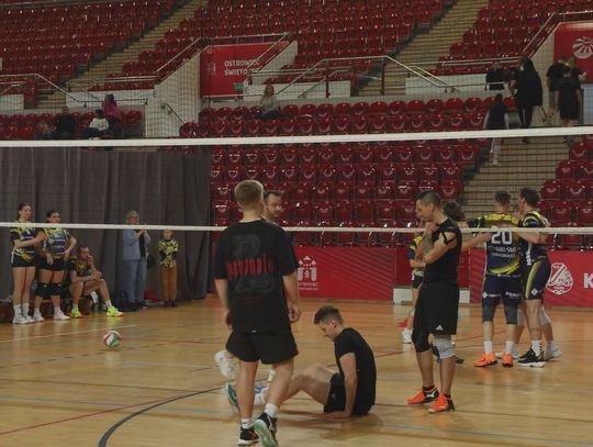 Zacięta rywalizacja i dobra zabawa. Triumf Walecznych Rosomaków