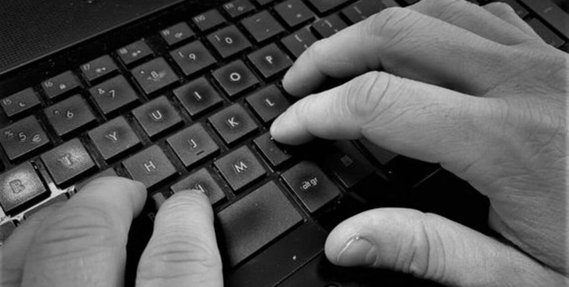 52‑latka z Bodzechowa straciła niemal 20 tys. zł 52‑latka z Bodzechowa straciła niemal 20 tys. zł