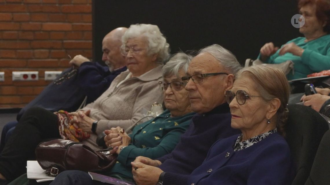 Bezpieczny senior w sieci