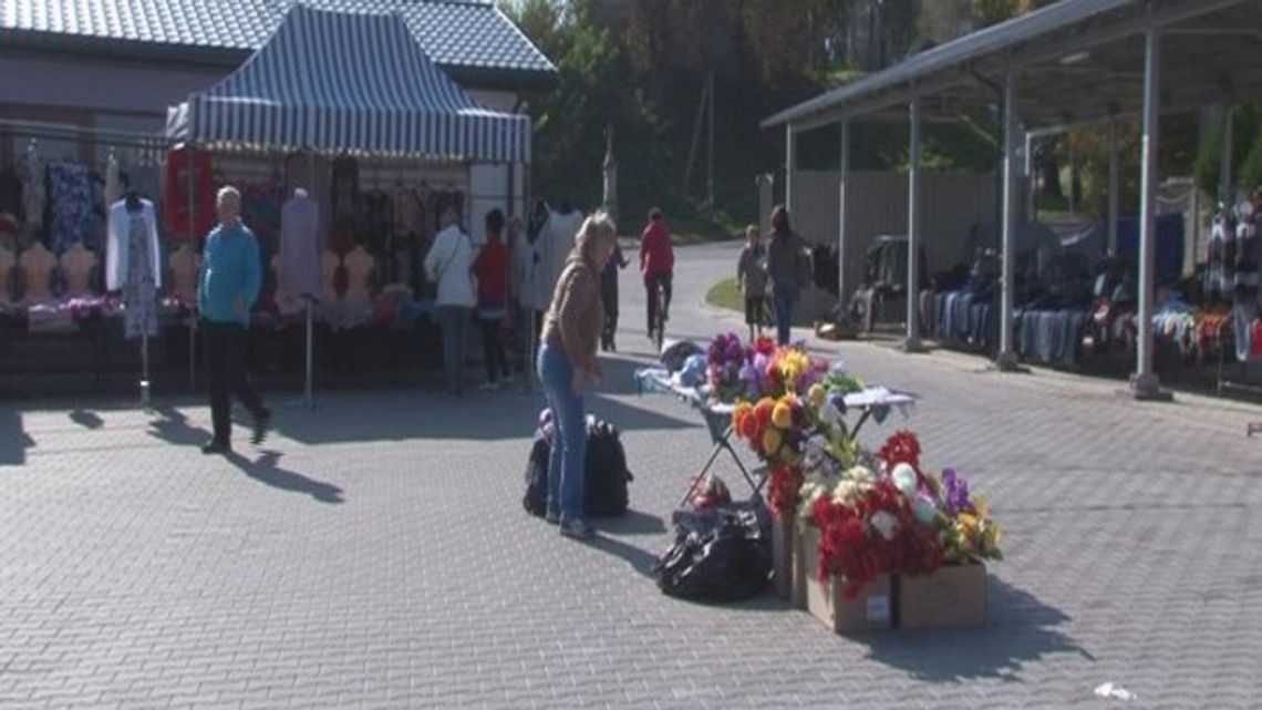 Brak chętnych na nowym placu targowym