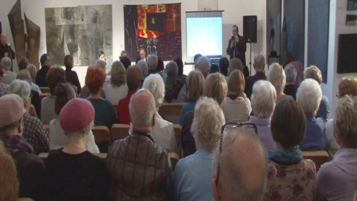 Debatowali o społecznej aktywności seniorów