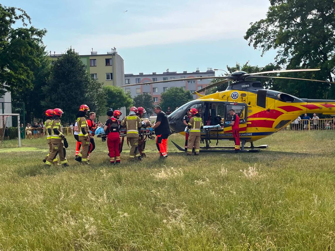 Groźny wypadek z udziałem nastolatek Groźny wypadek z udziałem nastolatek