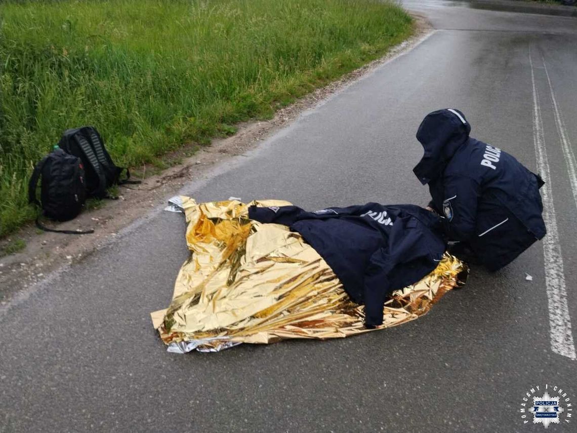 Dzielnicowi udzielili pomocy 44-letniej rowerzystce Dzielnicowi udzielili pomocy 44-letniej rowerzystce