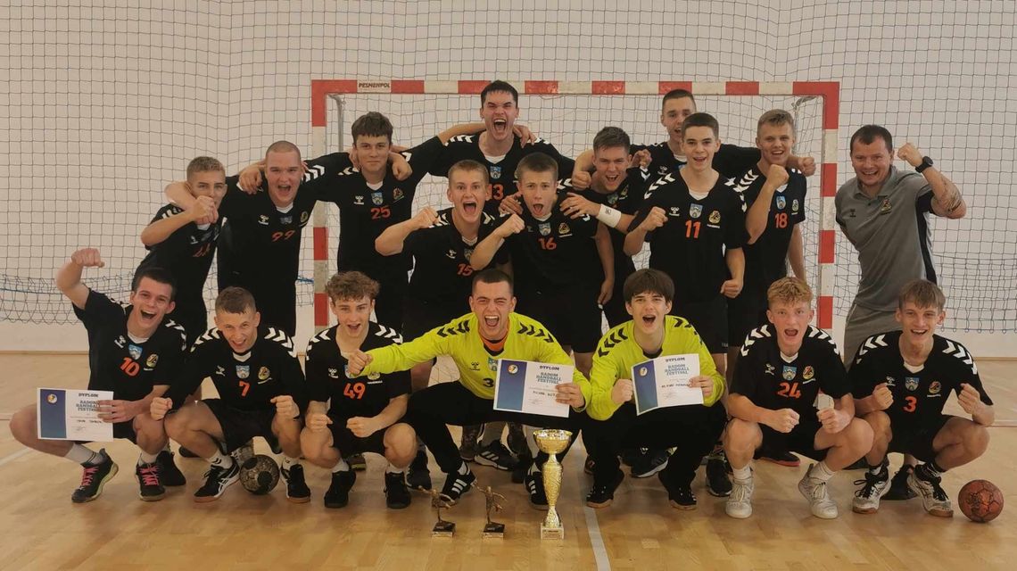 Juniorzy KSZO Handball z triumfem w turnieju