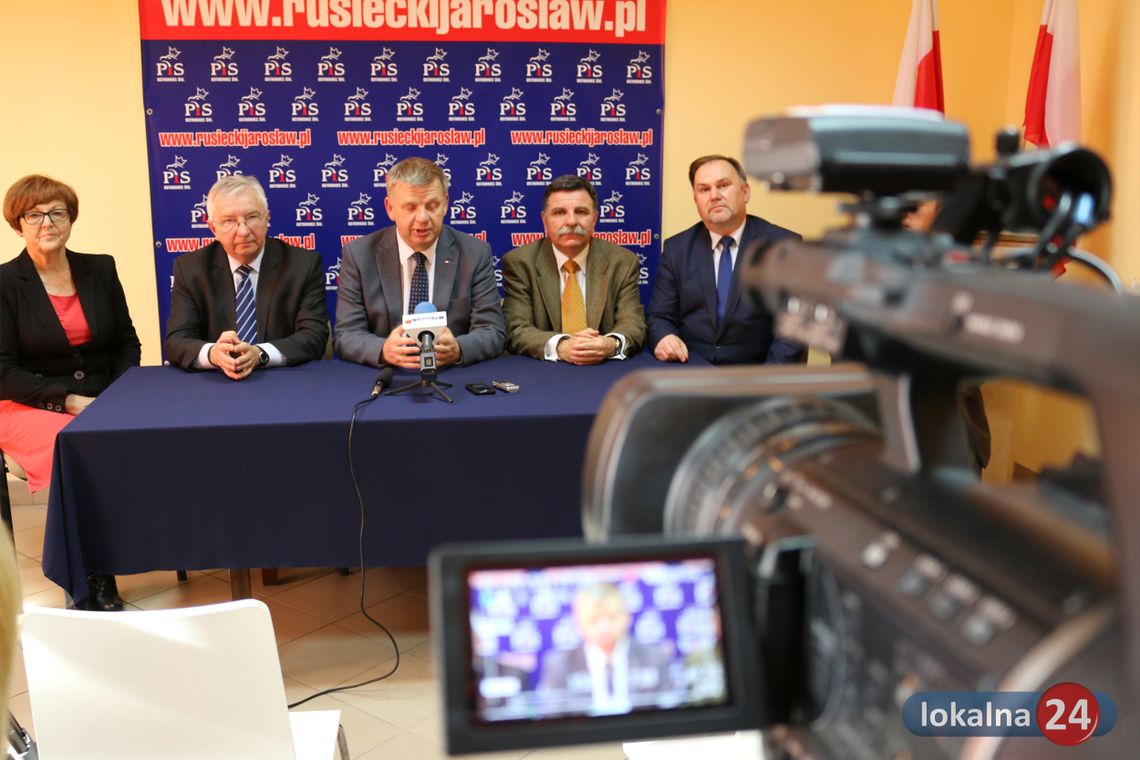 Konferencja prasowa Senatora RP Jarosława Rusieckiego z dnia 2.11.2015