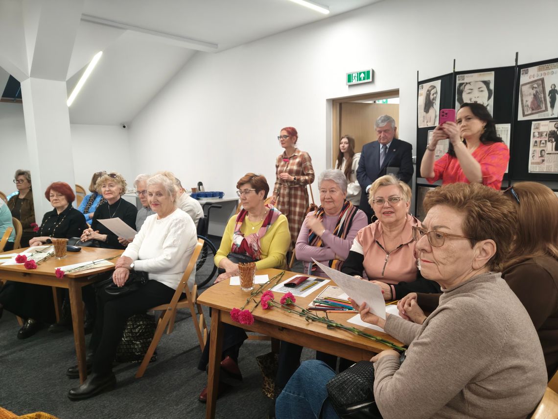 Kryminalny Five O'Clock: Chmielewska, quizy i klimat PRL Kryminalny Five O'Clock: Chmielewska, quizy i klimat PRL