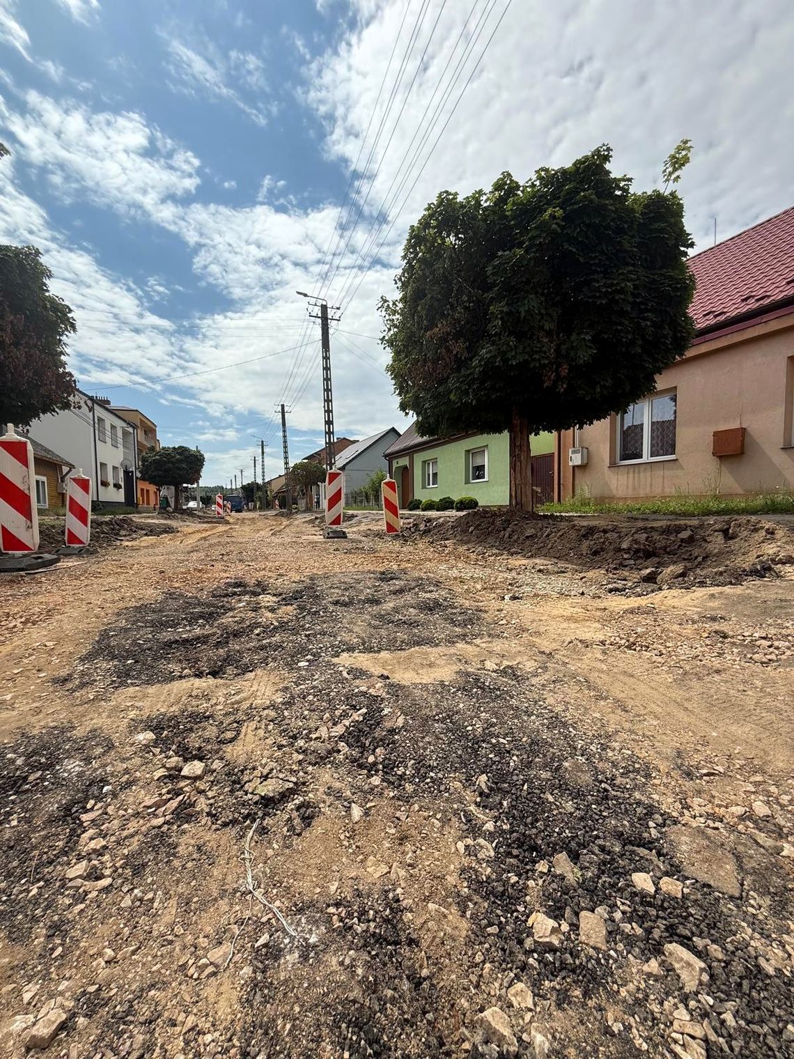 KUNÓW | Rozbudowa głównej ulicy w mieście nabiera tempa