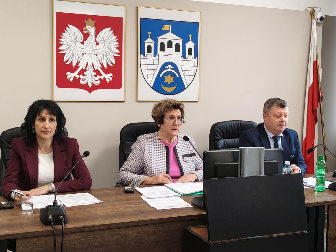 Nadzwyczajna sesja Rady Miasta w Ostrowcu Świętokrzyskim już 11 maja