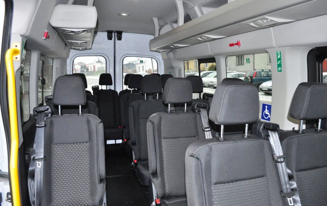 Nowy bus ułatwi życie dorosłym i dzieciom
