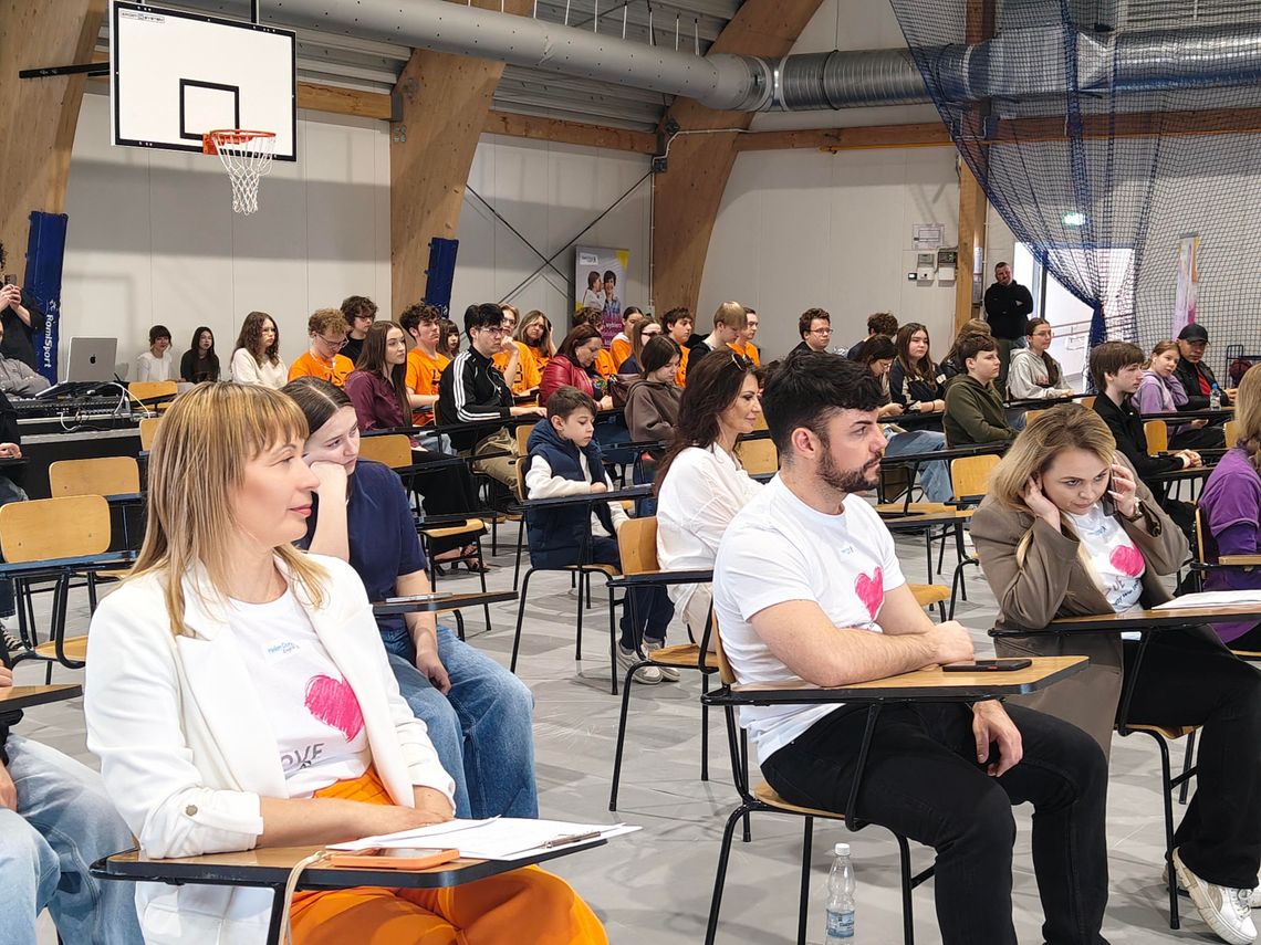 Ostrowczanie zmierzyli się z angielskim w ogólnopolskim dyktandzie