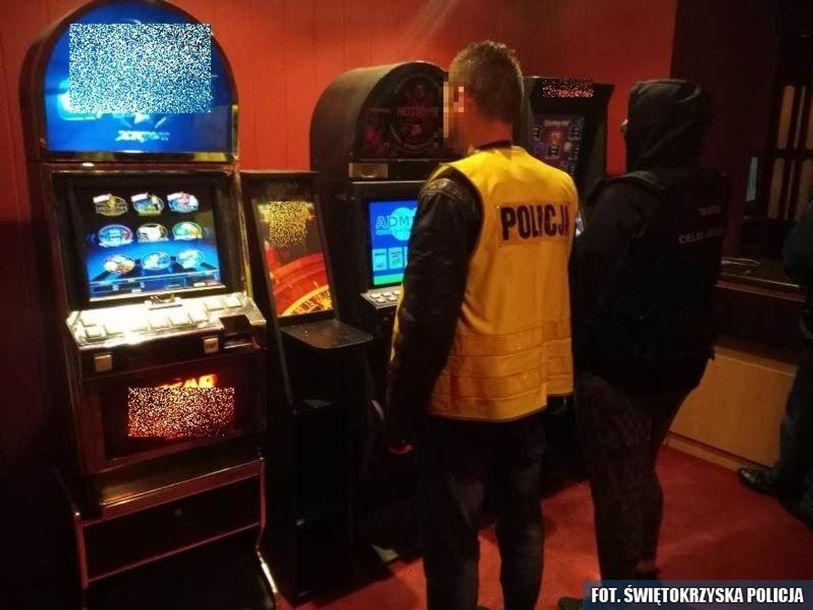 OSTROWIEC: Nielegalne automaty do gier
