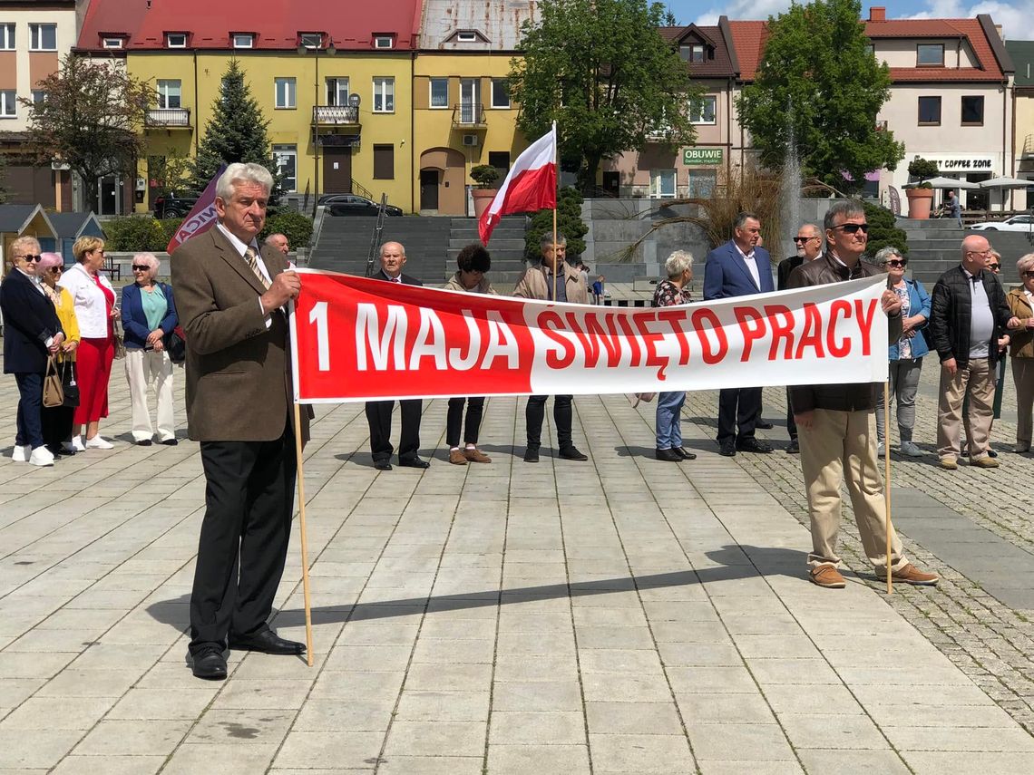 OSTROWIEC | Obchody Święta Pracy