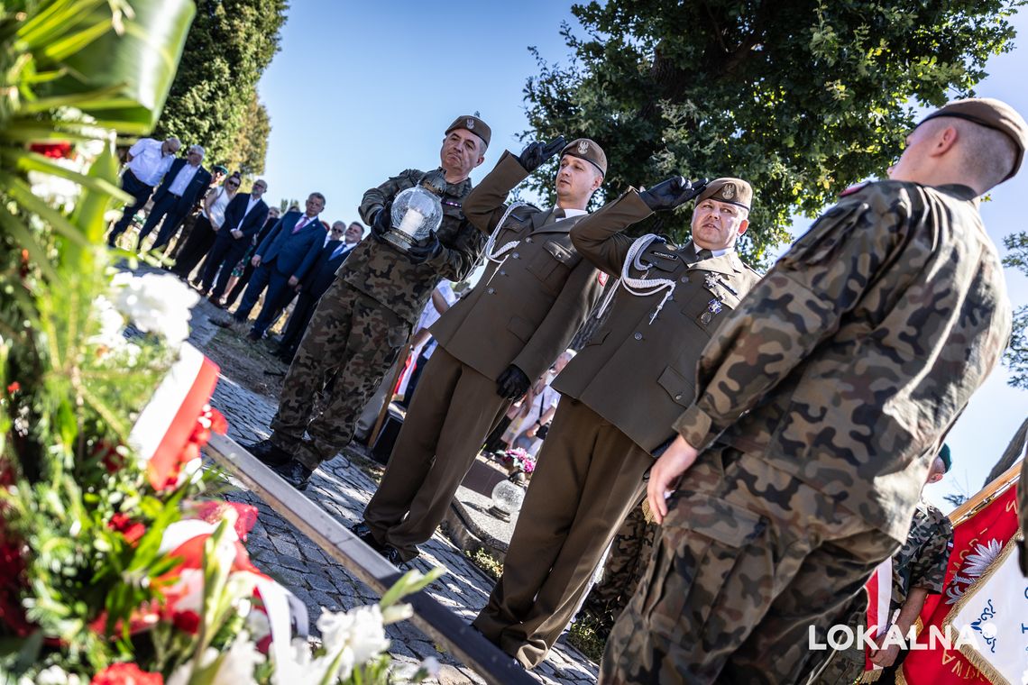 Ostrowieckie obchody Święta Wojska w 103. rocznicę „Cudu nad Wisłą”