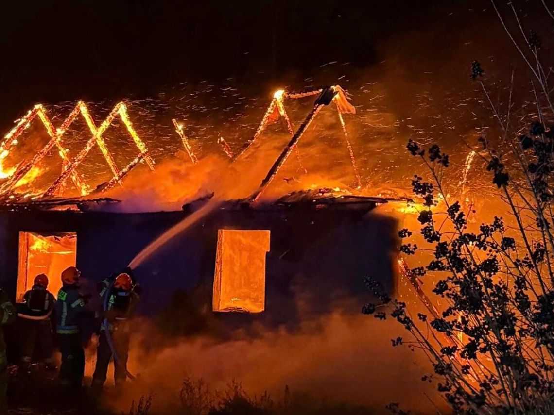 Pożar domu w powiecie opatowskim. Rodzina straciła wszystko