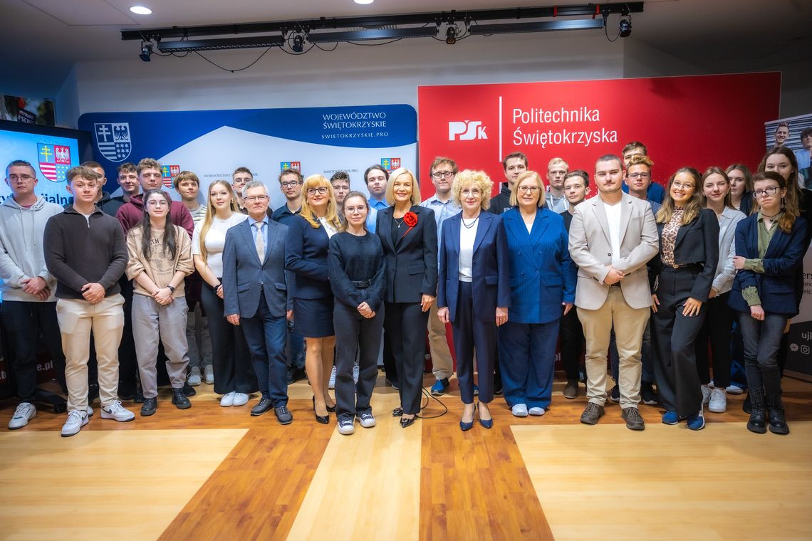 Rusza nabór na stypendia szkolne i lekarskie