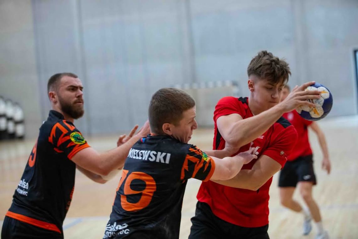 Rzut Chmielewskiego przesądził o zwycięstwie