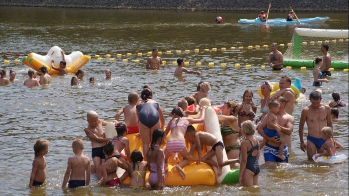 Słońce, woda i...alkohol