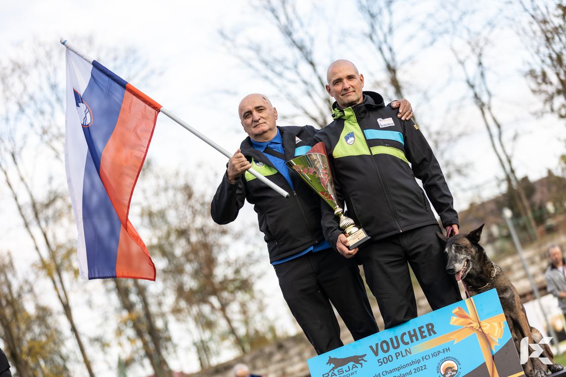 Słowenia Mistrzem Świata w sportowym tropieniu psów