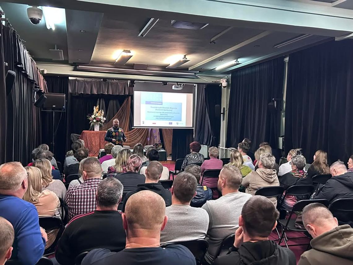 OŻARÓW | Spotkanie z organizacjami pozarządowymi. Wsparcie, współpraca i nowe możliwości OŻARÓW | Spotkanie z organizacjami pozarządowymi. Wsparcie, współpraca i nowe możliwości