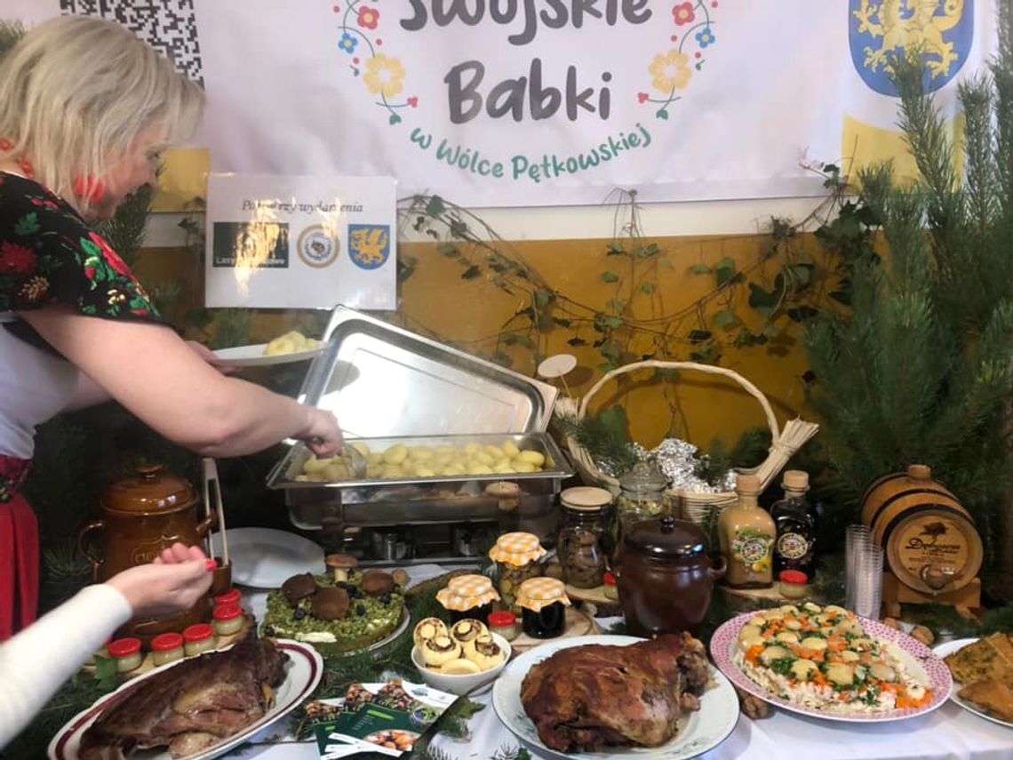 "Swojskie babki" gotują i aktywizują mieszkańców