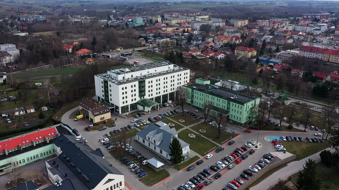 Szpital św. Leona z dofinansowaniem. Inwestycje mają poprawić dostępność dla pacjentów