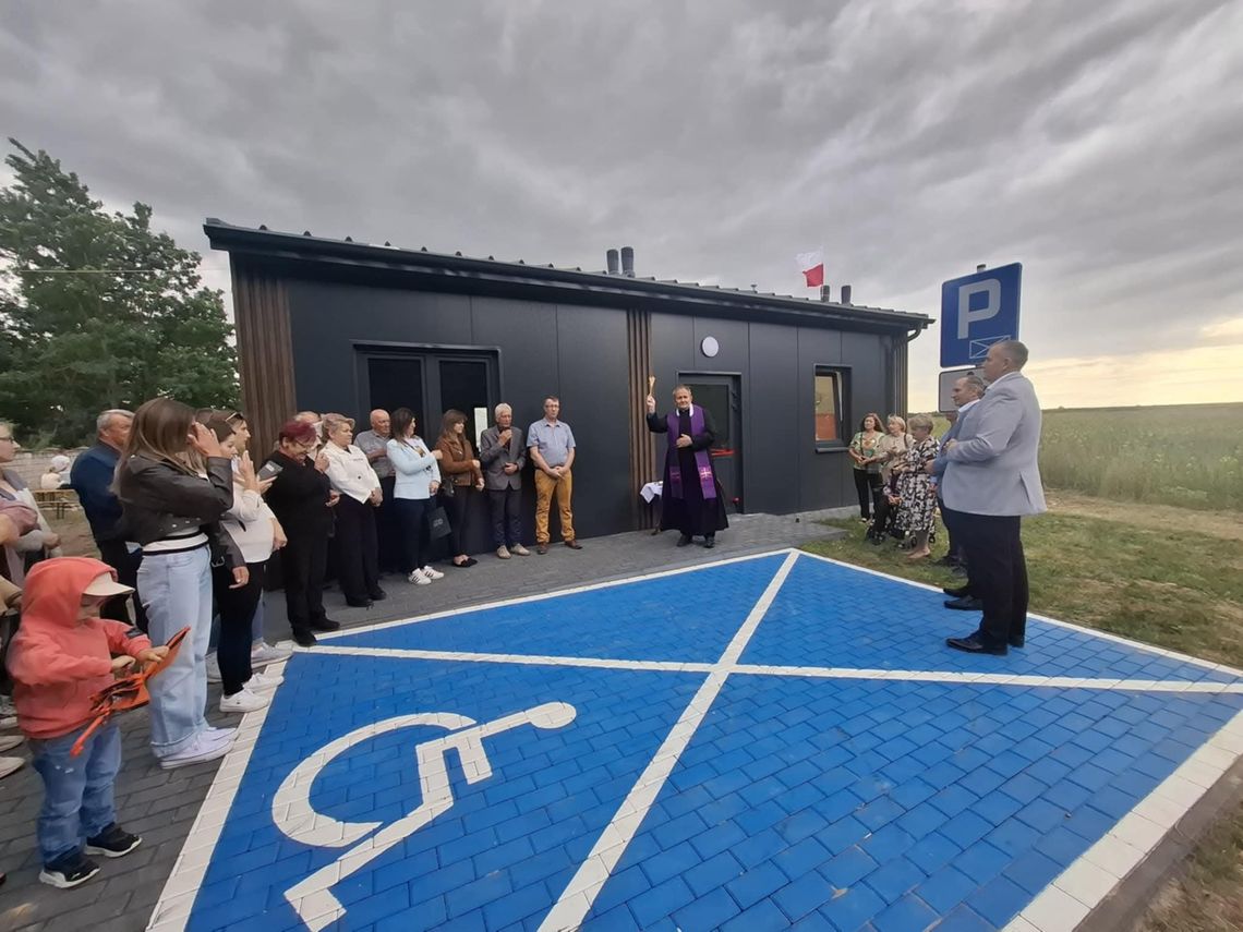 TARŁÓW | Nowoczesna świetlica kontenerowa już otwarta