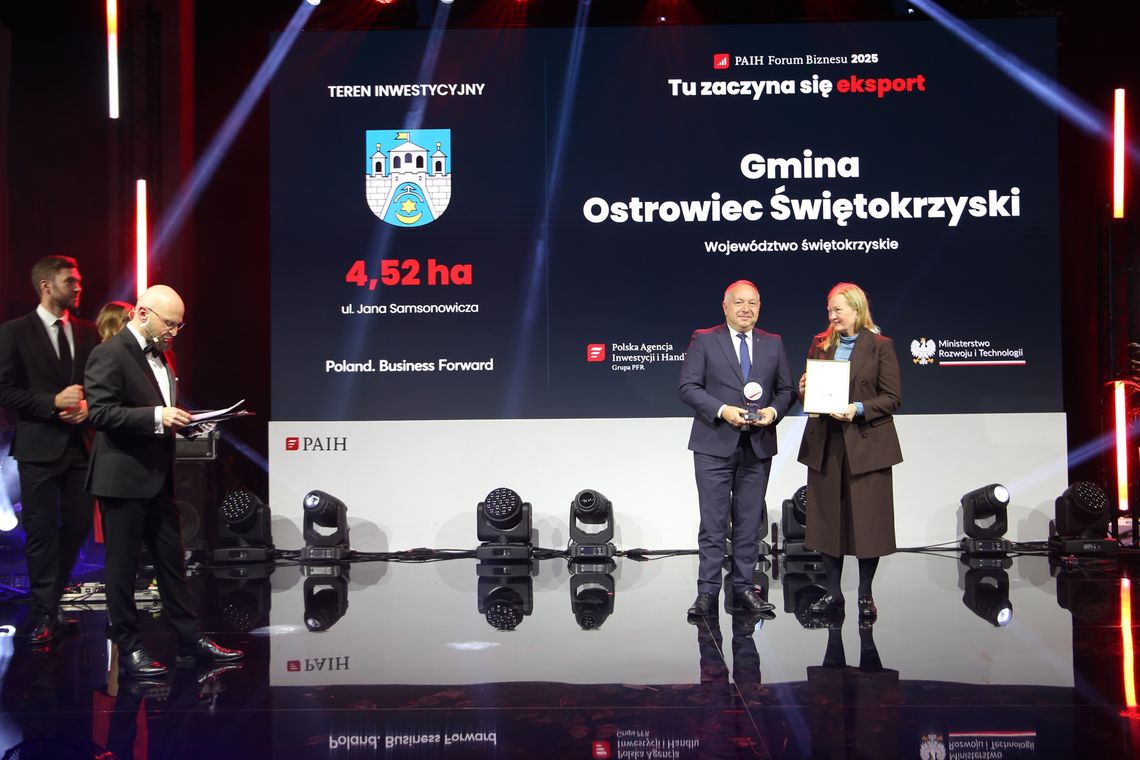 Tereny przy ul. Jana Samsonowicza w Ostrowcu wyróżnione w konkursie „Grunt na medal” Tereny przy ul. Jana Samsonowicza w Ostrowcu wyróżnione w konkursie „Grunt na medal”