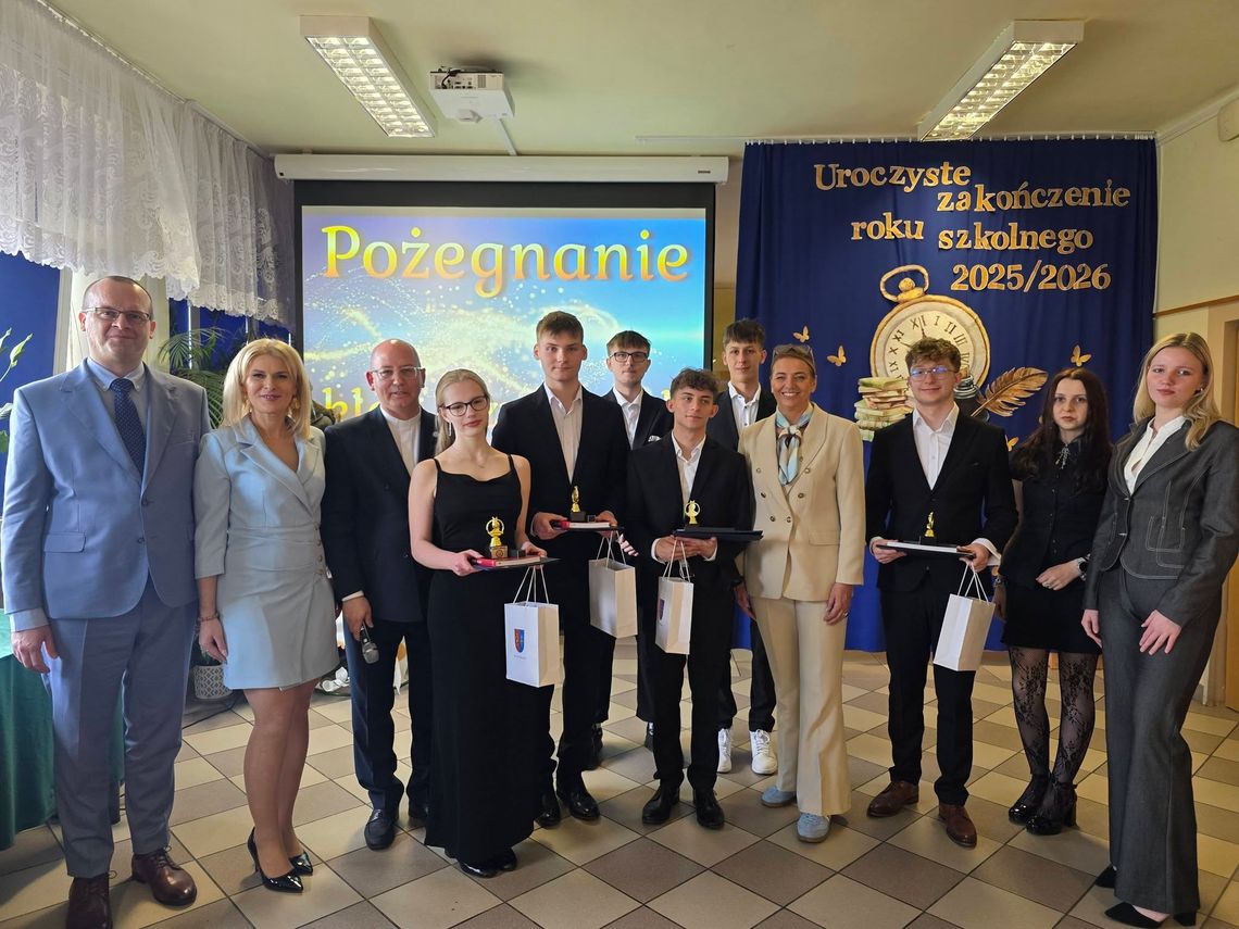 Uczniowie opuścili szkoły. 4 maja rusza maturalny maraton