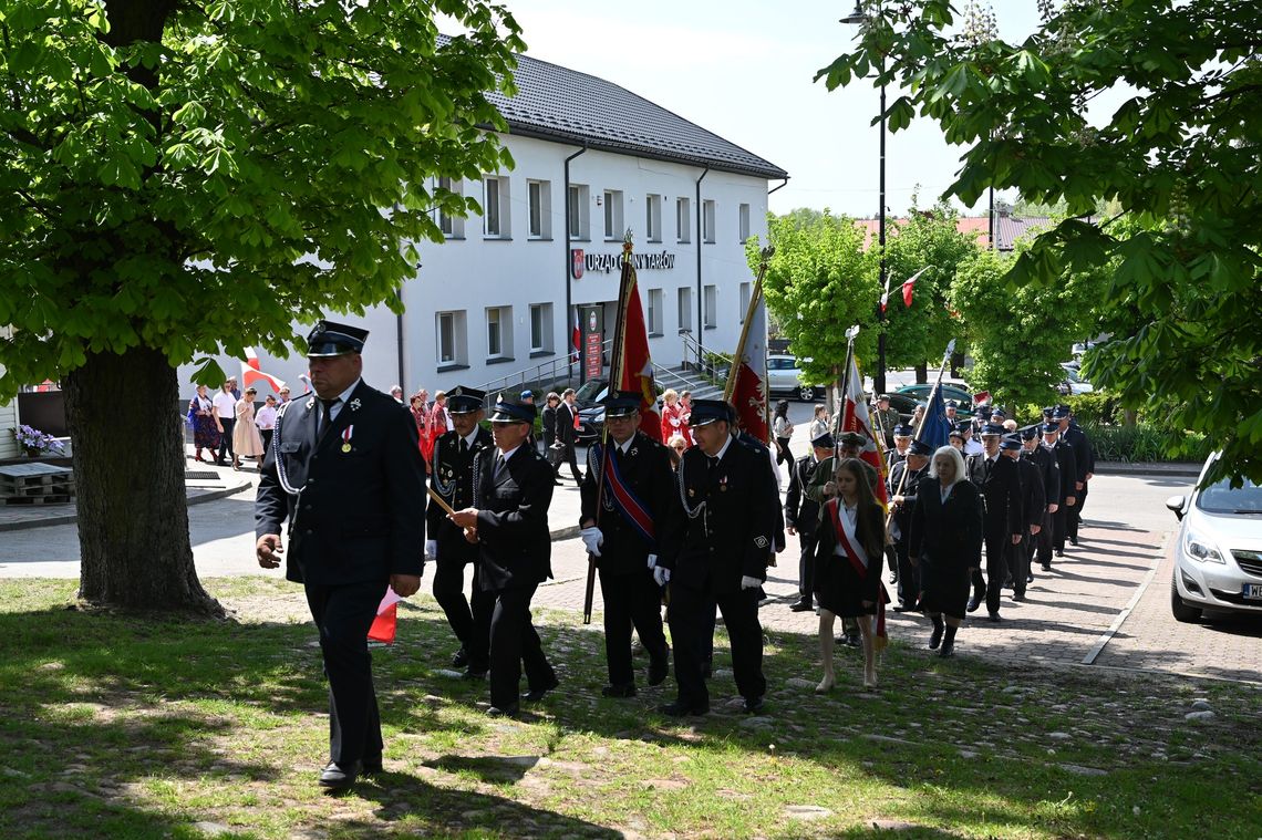 Uroczystości 3 Maja w Tarłowie. Pamięć i tradycja Uroczystości 3 Maja w Tarłowie. Pamięć i tradycja