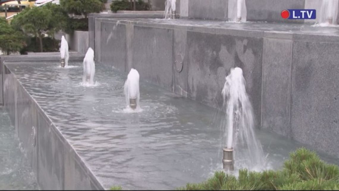 Uwaga na wodę w fontannach! 